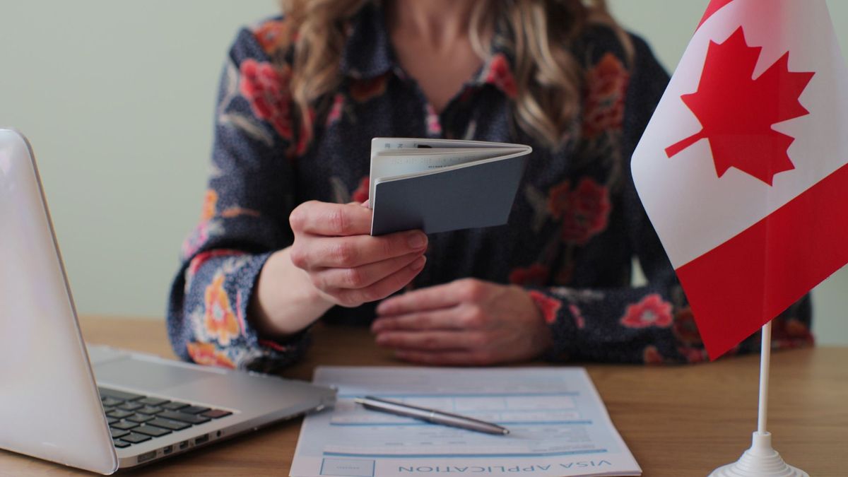 Visa Consultant for Canada